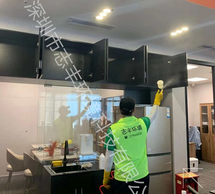 怎么樣才能有效的治理室內(nèi)空氣污染呢？